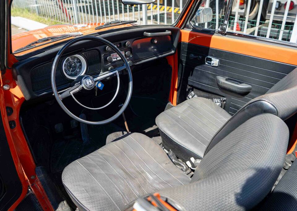 Image 2/8 of Volkswagen Käfer 1302 LS (1971)