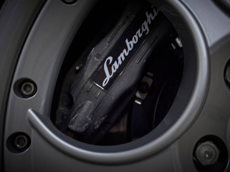 Image 65/99 of Lamborghini Murciélago (2003)