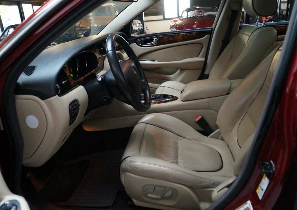 Imagen 6/50 de Jaguar XJR (2007)