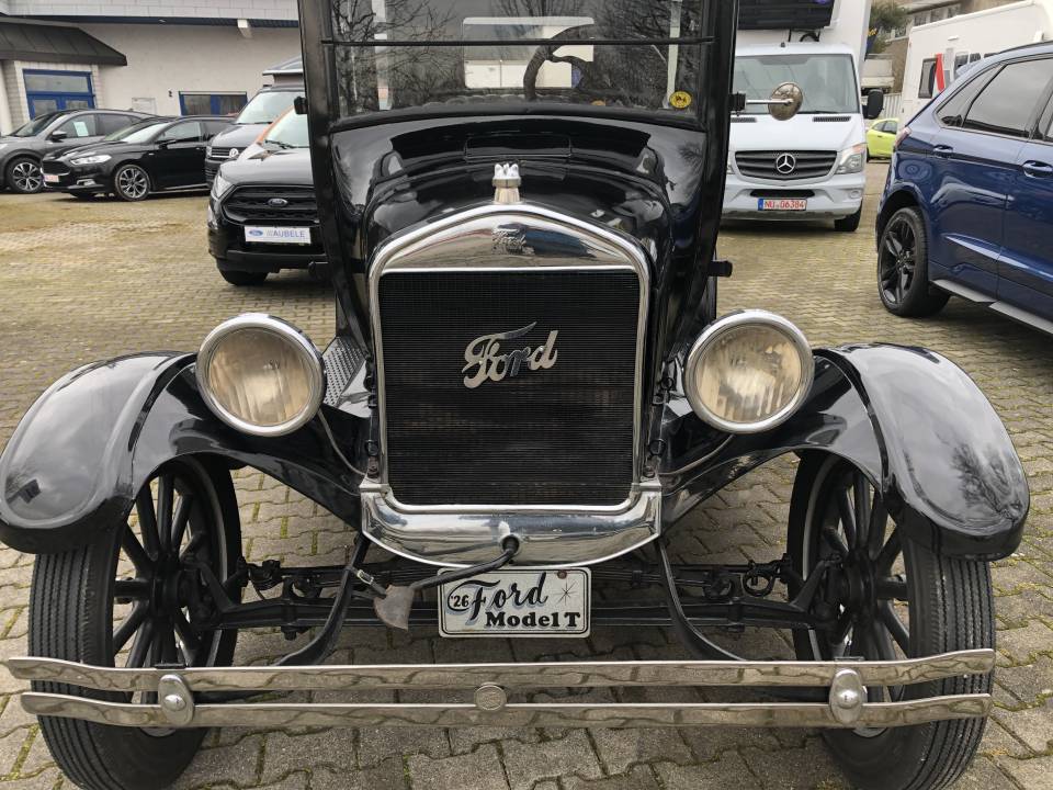 Image 2/26 of Ford Modell T (1926)