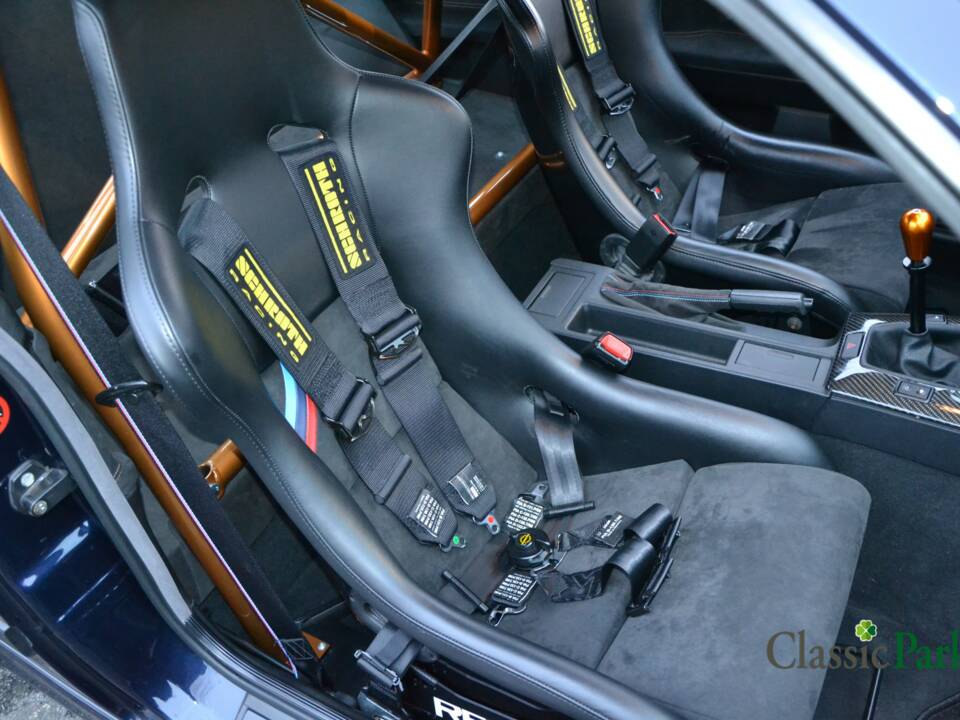 Image 9/50 of BMW 323i (1998)