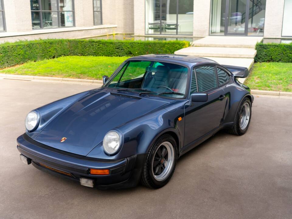Image 15/15 de Porsche 911 Turbo 3.3 (1982)
