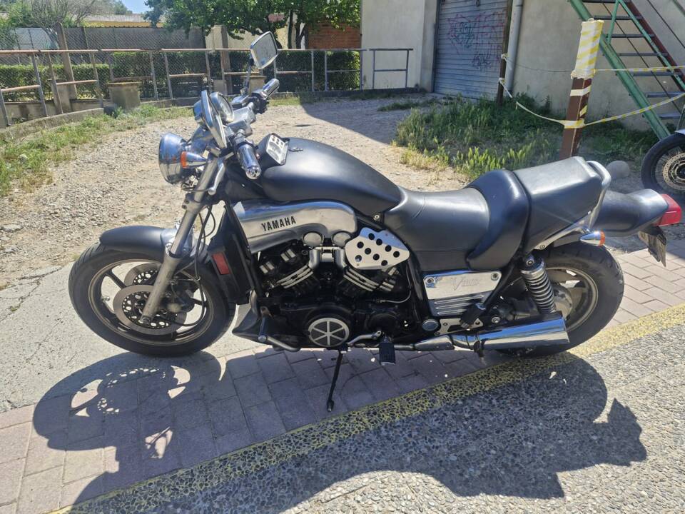 Immagine 3/4 di Yamaha V-Max 1200 (1985)