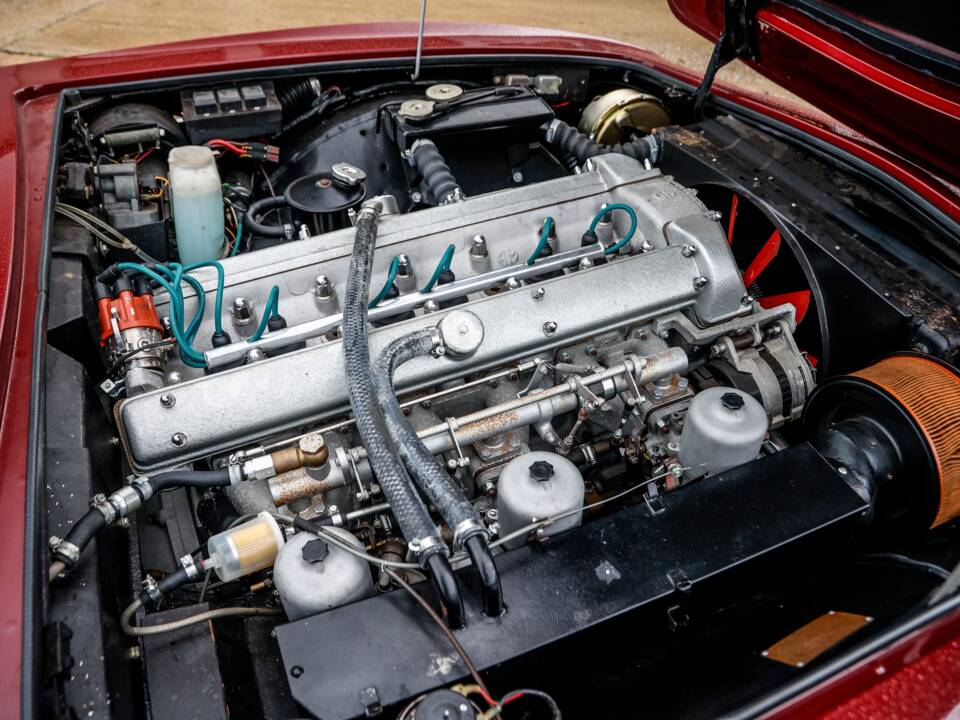 Bild 17/22 von Aston Martin DBS (1970)