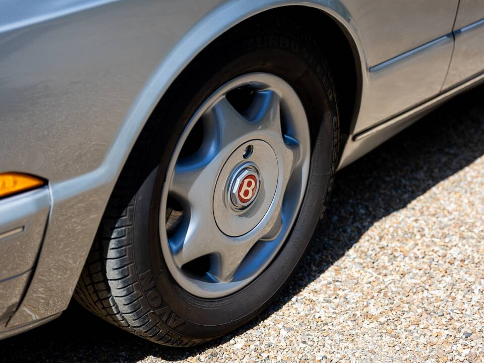 Image 35/50 of Bentley Continental R (1997)