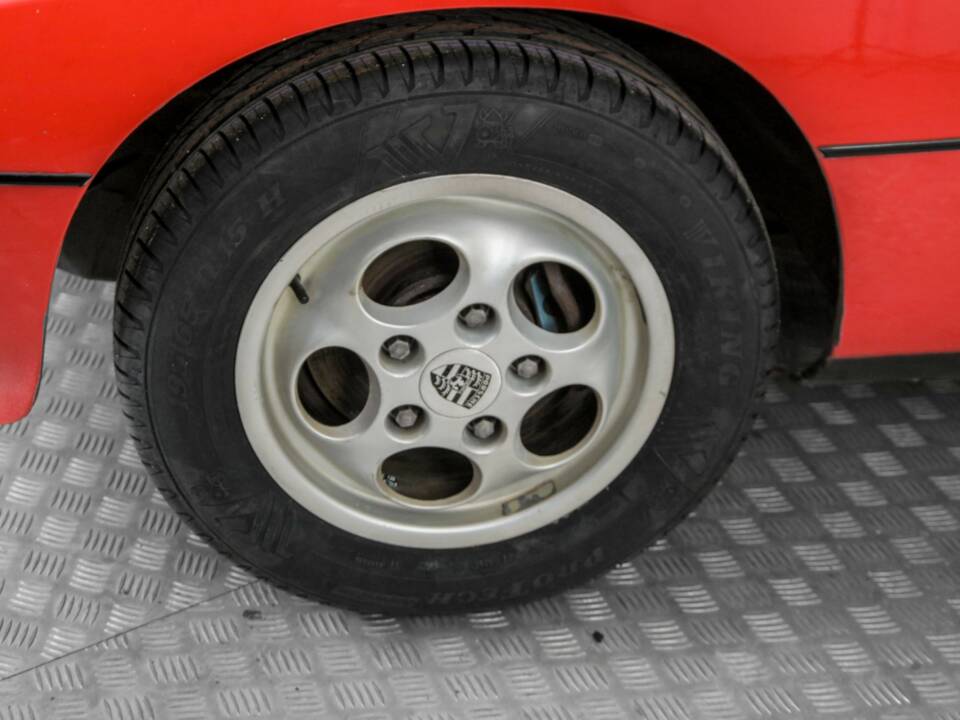 Afbeelding 26/50 van Porsche 924 S (1986)