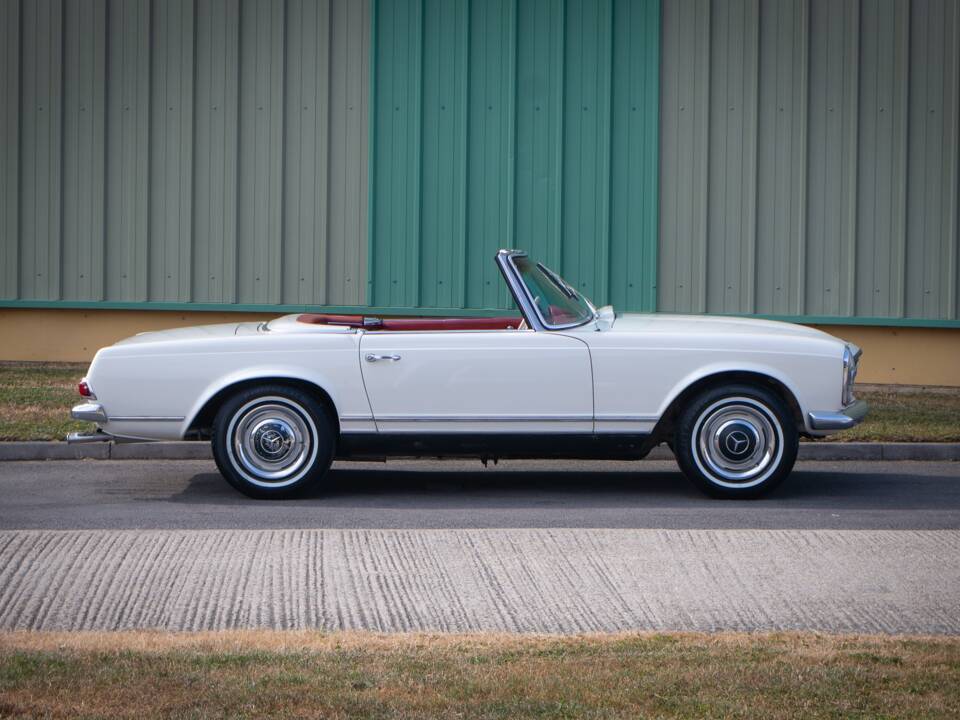 Image 4/33 de Mercedes-Benz 230 SL (1965)