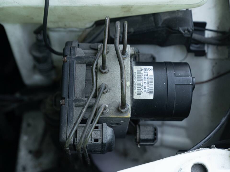 Bild 49/50 von Mercedes-Benz C 200 Kompressor (1996)
