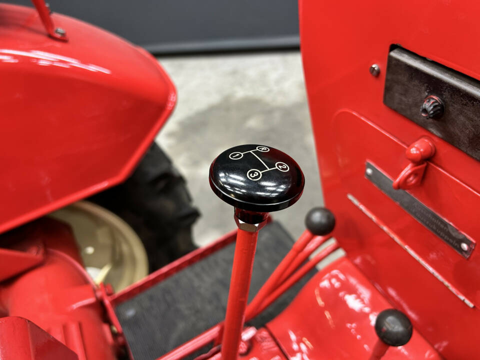 Immagine 26/50 di Porsche-Diesel Junior K (1961)