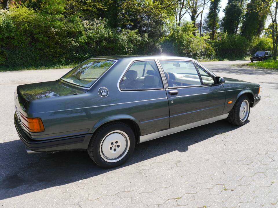 Bild 17/54 von Maserati 228i (1988)