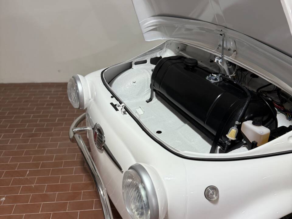 Image 43/57 de FIAT Ghia 500 Jolly (1975)