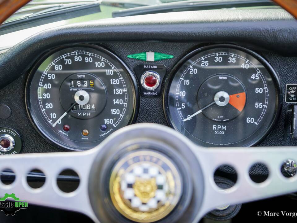 Image 6/60 de Jaguar E-Type (1969)