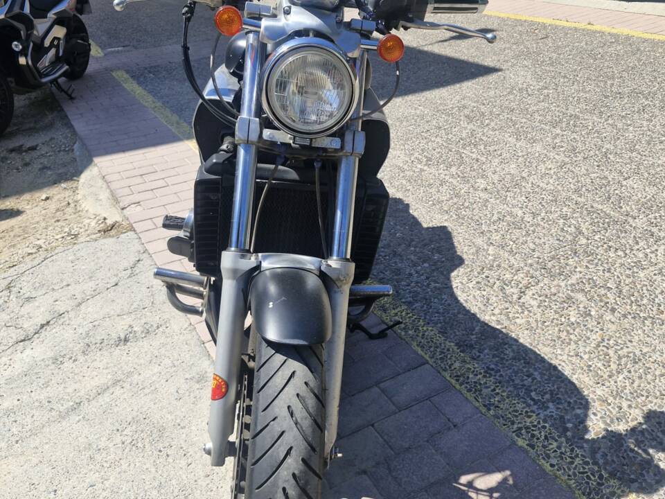 Immagine 2/4 di Yamaha V-Max 1200 (1985)