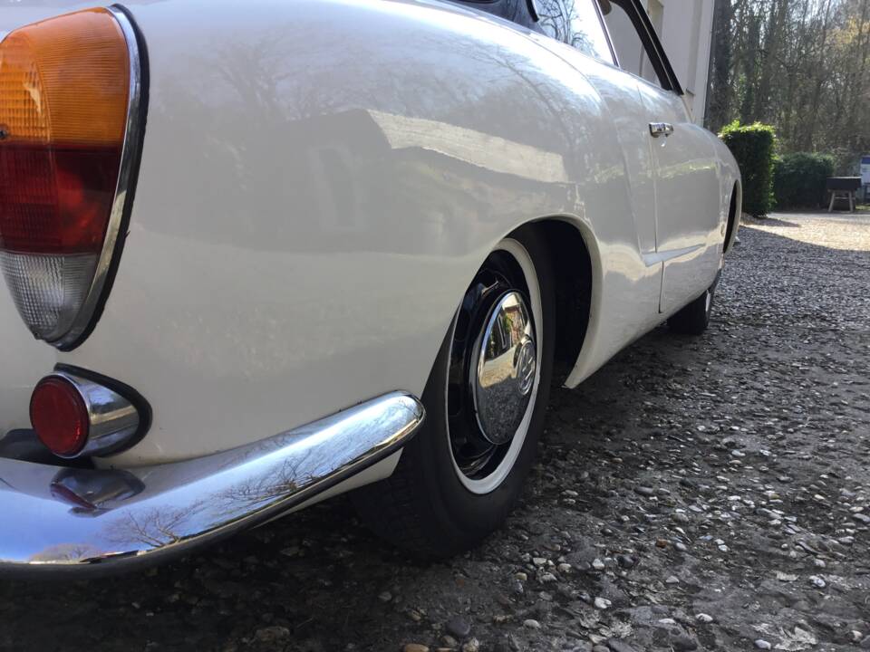 Image 15/83 of Volkswagen Karmann Ghia 1500 (1969)