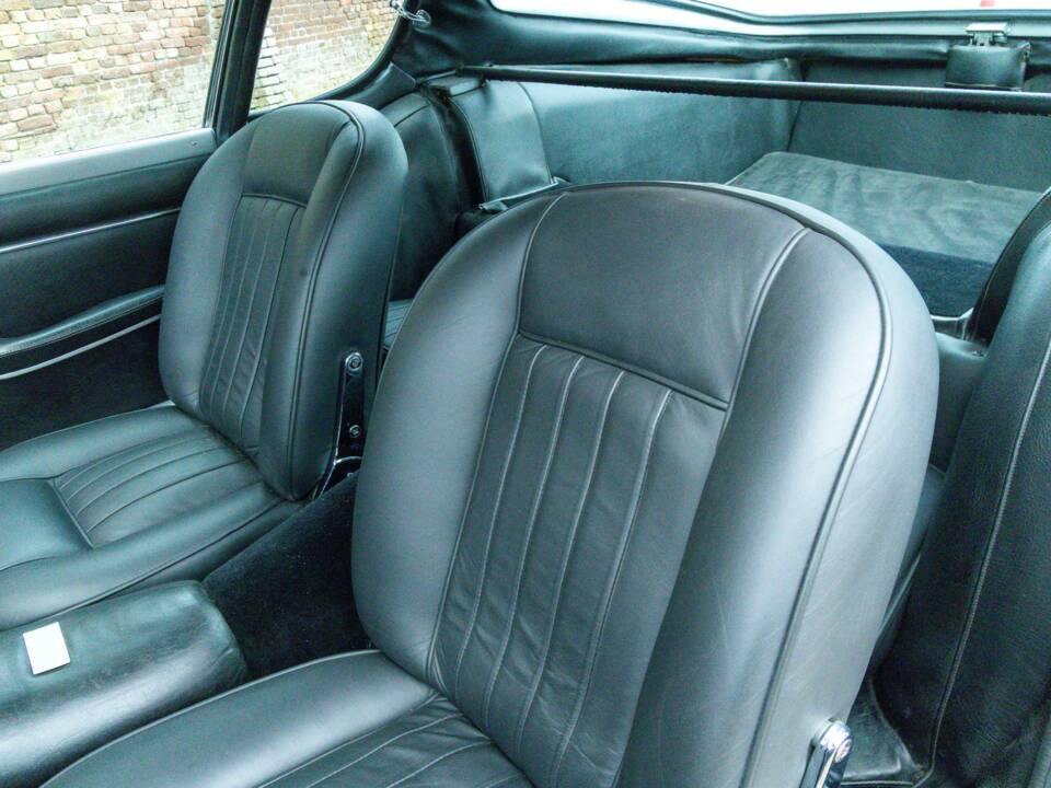 Image 23/50 of Maserati Mistral 4000 (1966)