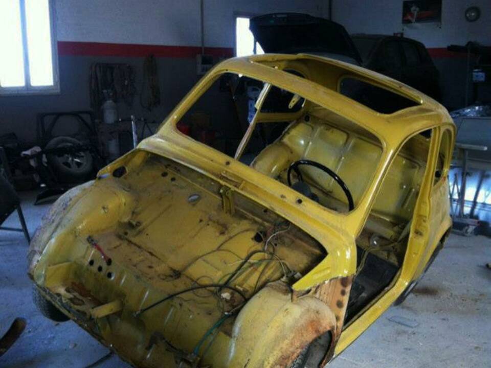 Image 32/32 of FIAT 500 R (1974)