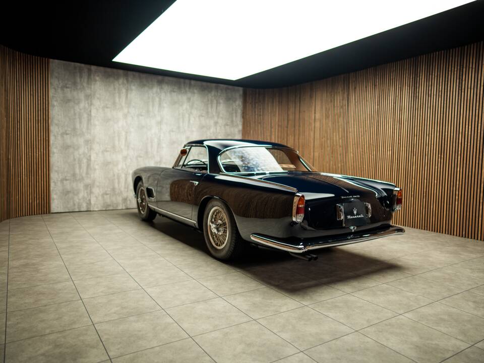 Image 22/92 of Maserati 3500 GT Touring (1957)