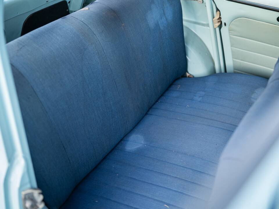 Image 45/66 of Renault R 4 Super (1962)