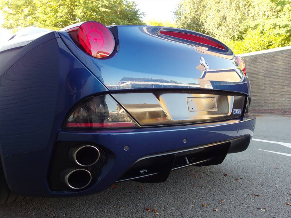 Bild 18/99 von Ferrari California (2009)