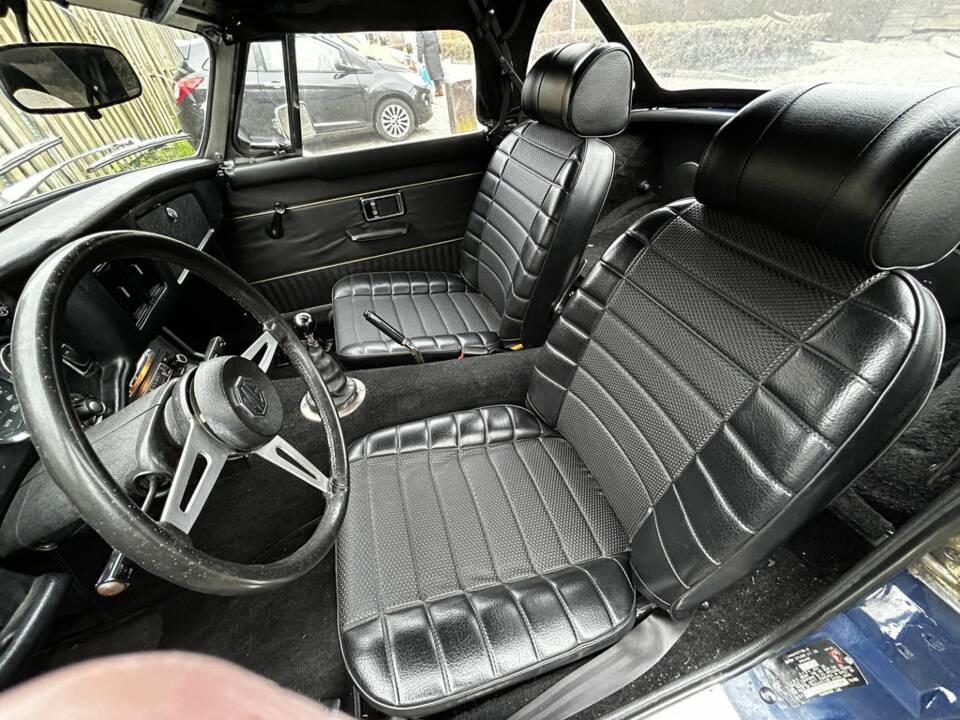 Afbeelding 2/8 van MG MGB (1974)