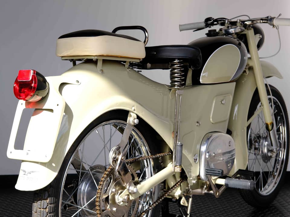 Bild 58/61 von Moto Guzzi Zigolo Turismo (1954)