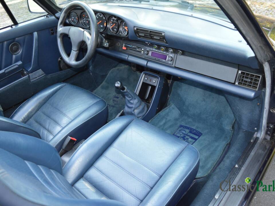 Bild 34/50 von Porsche 911 Carrera 3.2 (1986)