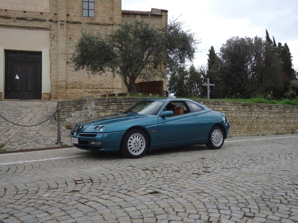 Afbeelding 5/27 van Alfa Romeo GTV 2.0 V6 Turbo (1998)