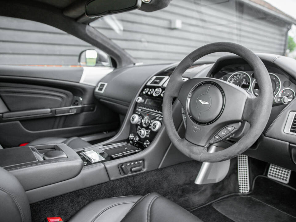 Bild 45/71 von Aston Martin DBS (2011)