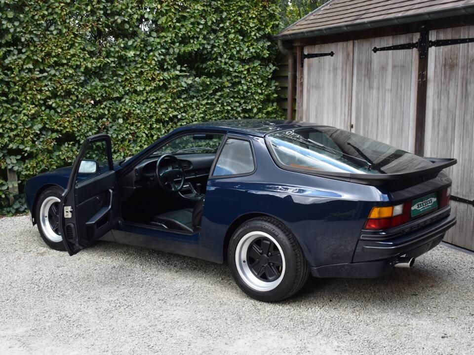 Immagine 14/40 di Porsche 944 (1985)