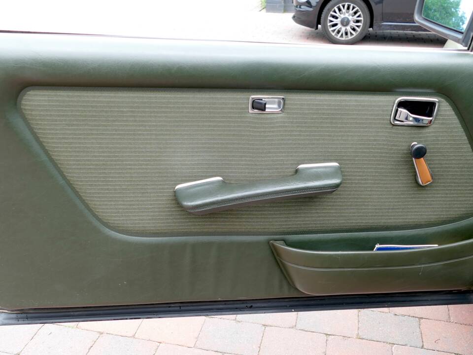 Image 9/22 of Mercedes-Benz 280 CE (1983)
