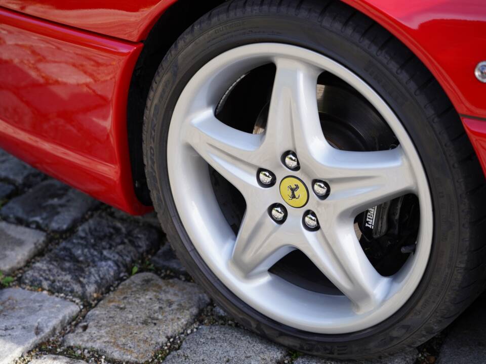 Bild 7/12 von Ferrari F 355 Spider (1997)