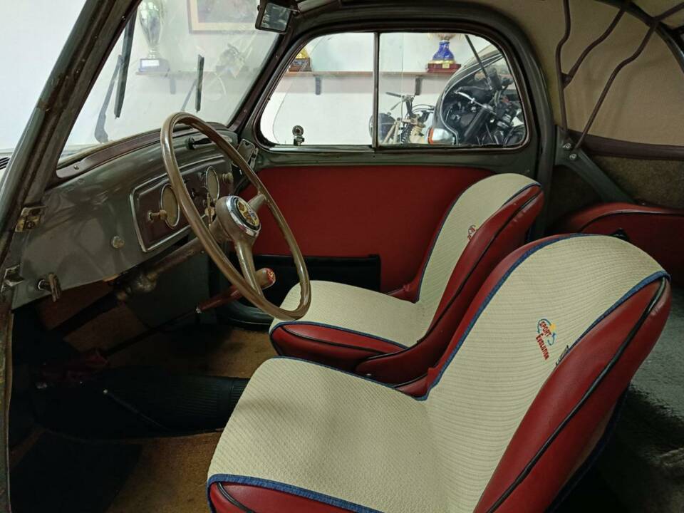 Bild 29/44 von FIAT 500 C Topolino (1950)
