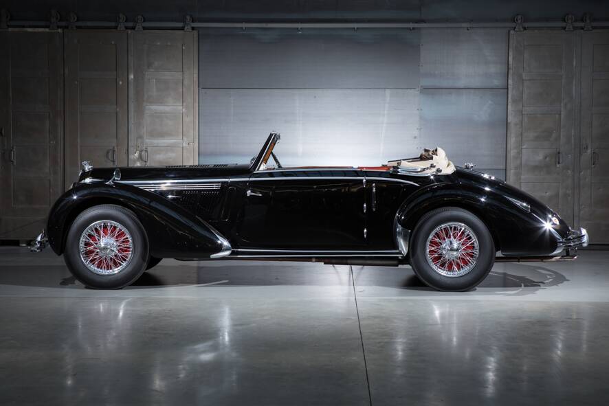 Image 4/18 of Talbot-Lago T26 Record (1947)