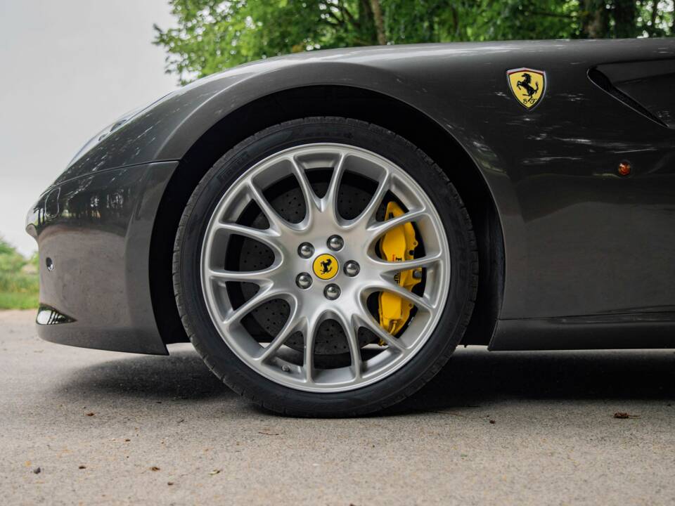 Image 29/50 de Ferrari 599 GTB Fiorano (2006)