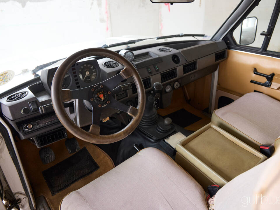 Afbeelding 60/100 van Land Rover Range Rover Classic (1981)