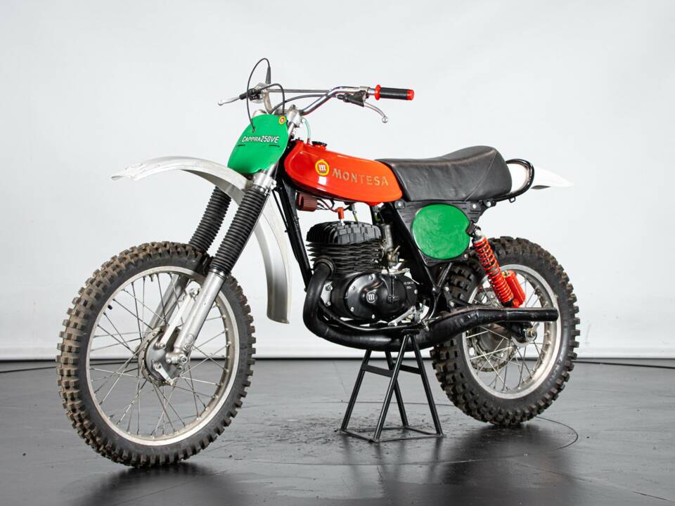 Immagine 34/50 di Montesa Cappra 250 VE (1977)