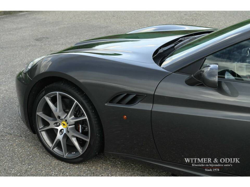 Obraz 24/39 pojazdu Ferrari California (2009)