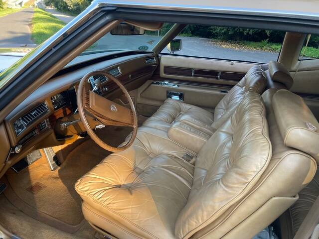 Bild 33/33 von Cadillac Fleetwood Eldorado Biarritz Coupe (1977)