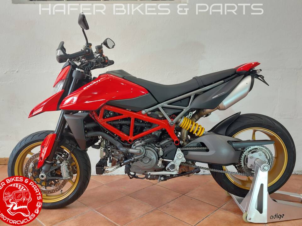 Immagine 8/40 di Ducati Hypermotard 950 (2023)