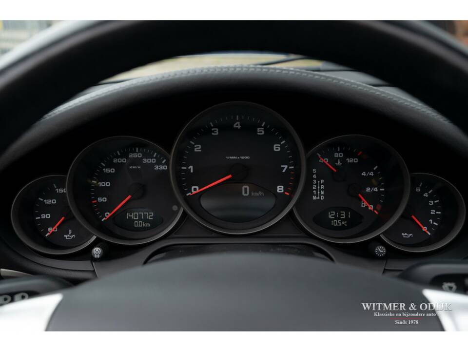 Bild 28/32 von Porsche 911 Carrera 4 (2006)