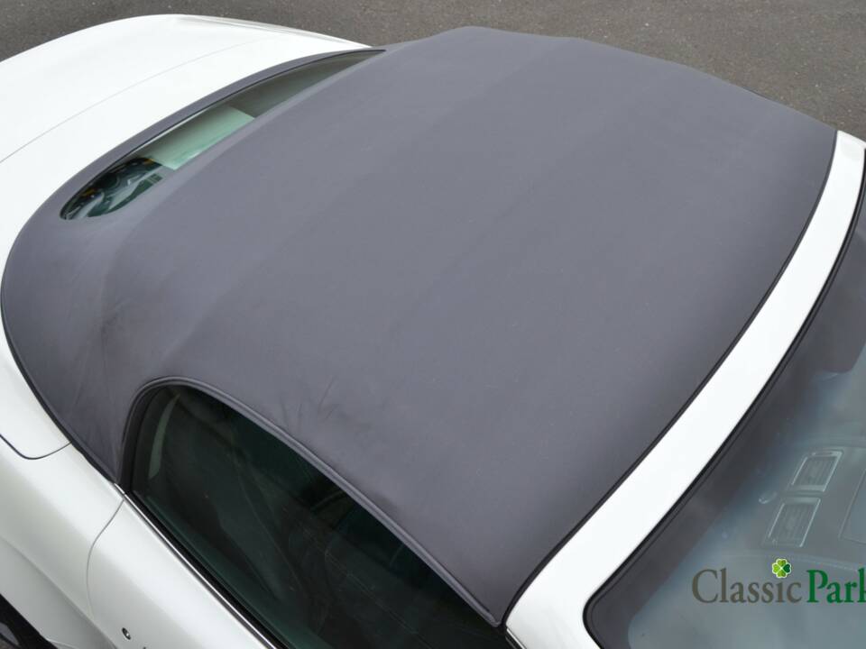 Image 24/50 of Aston Martin V8 Vantage (2007)