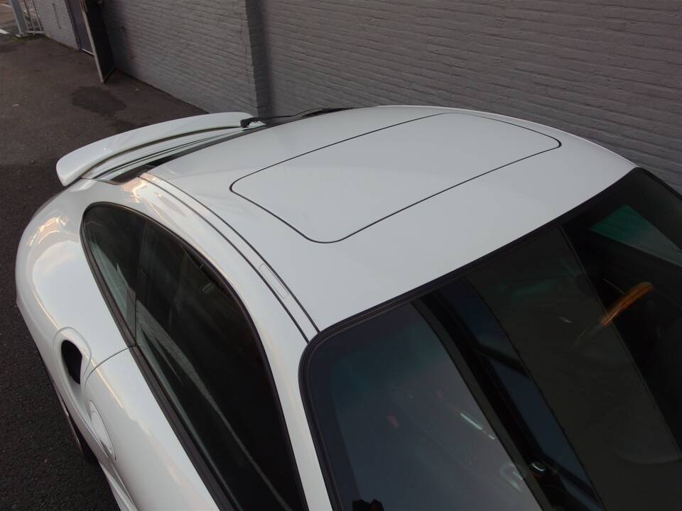Bild 52/99 von Porsche 911 Turbo (2004)