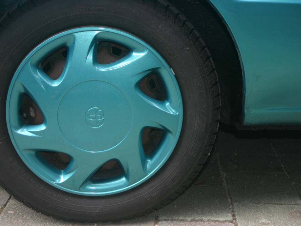 Image 35/51 of Toyota Paseo (1996)