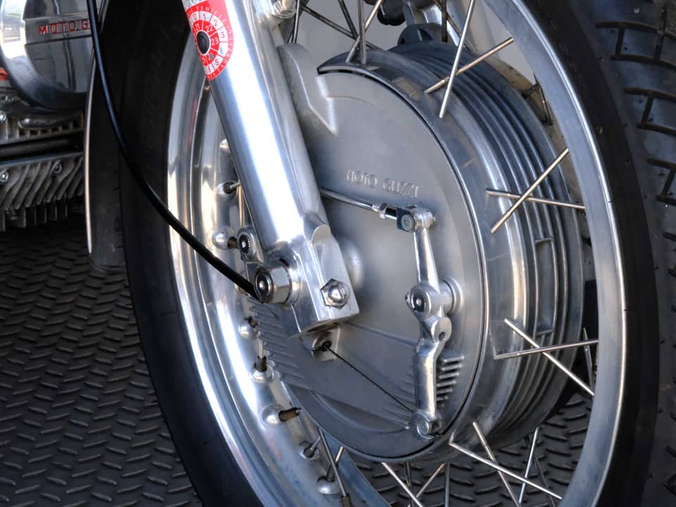 Immagine 21/80 di Moto Guzzi V7 Sport (1972)