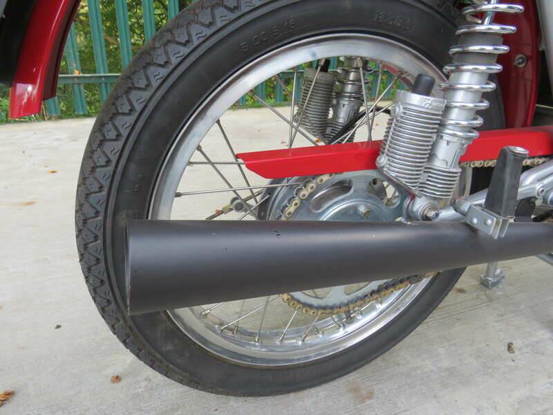 Bild 36/45 von MV Agusta 125 Sport (1976)