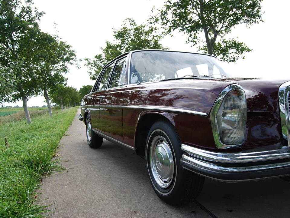 Bild 6/58 von Mercedes-Benz 280 SE (1968)