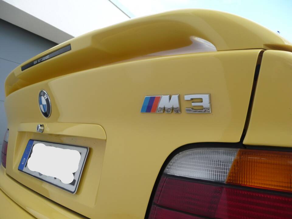 Bild 18/32 von BMW M3 (1995)