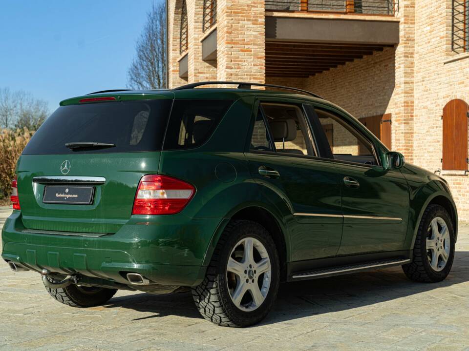 Image 6/50 of Mercedes-Benz ML 320 CDI (2006)