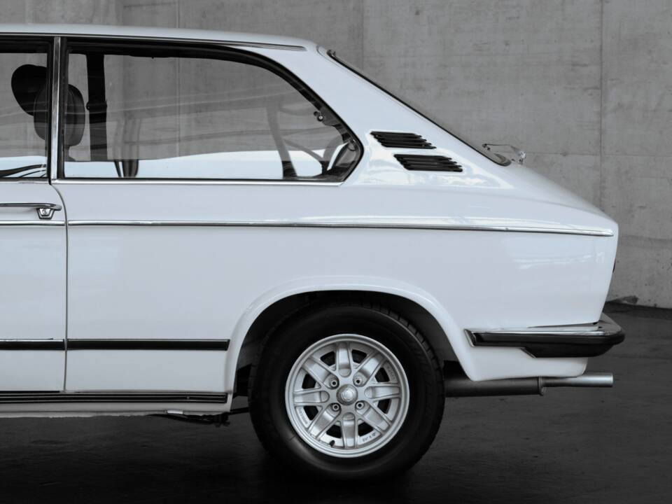 Bild 7/33 von BMW Touring 2000 (1973)