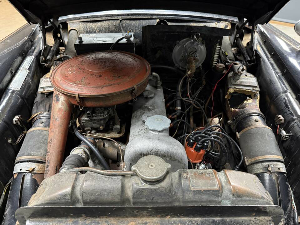 Image 42/50 of Mercedes-Benz 220 S (1955)